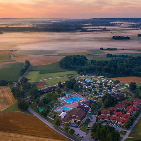Terme Banovci - Hotel Zeleni Gaj Verzej Bagian luar foto
