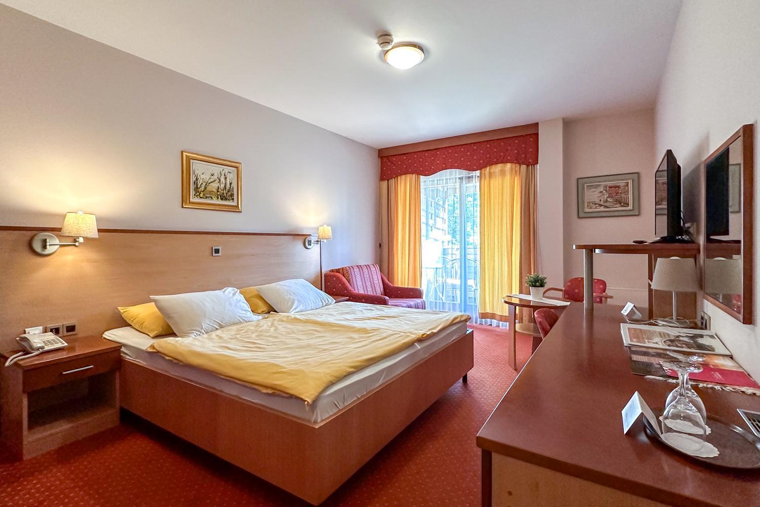 Terme Banovci - Hotel Zeleni Gaj Verzej Bagian luar foto