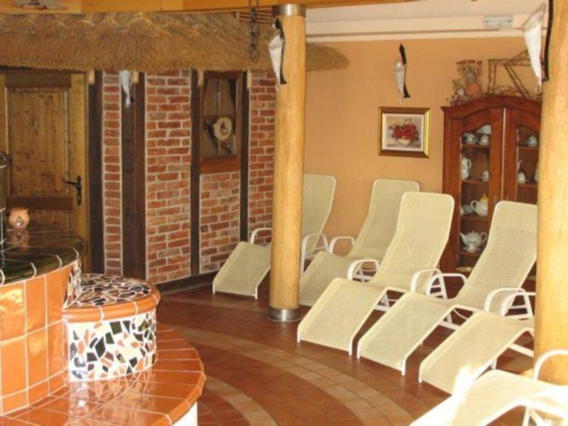 Terme Banovci - Hotel Zeleni Gaj Verzej Bagian luar foto