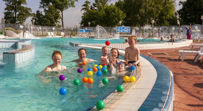 Terme Banovci - Hotel Zeleni Gaj Verzej Bagian luar foto